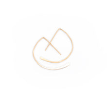 Load image into Gallery viewer, Julie Earring