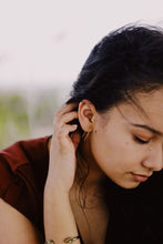 Load image into Gallery viewer, Harper Earring