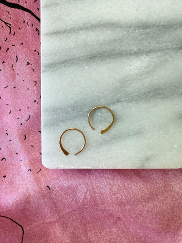 Moon Earring (Mid-Sized)